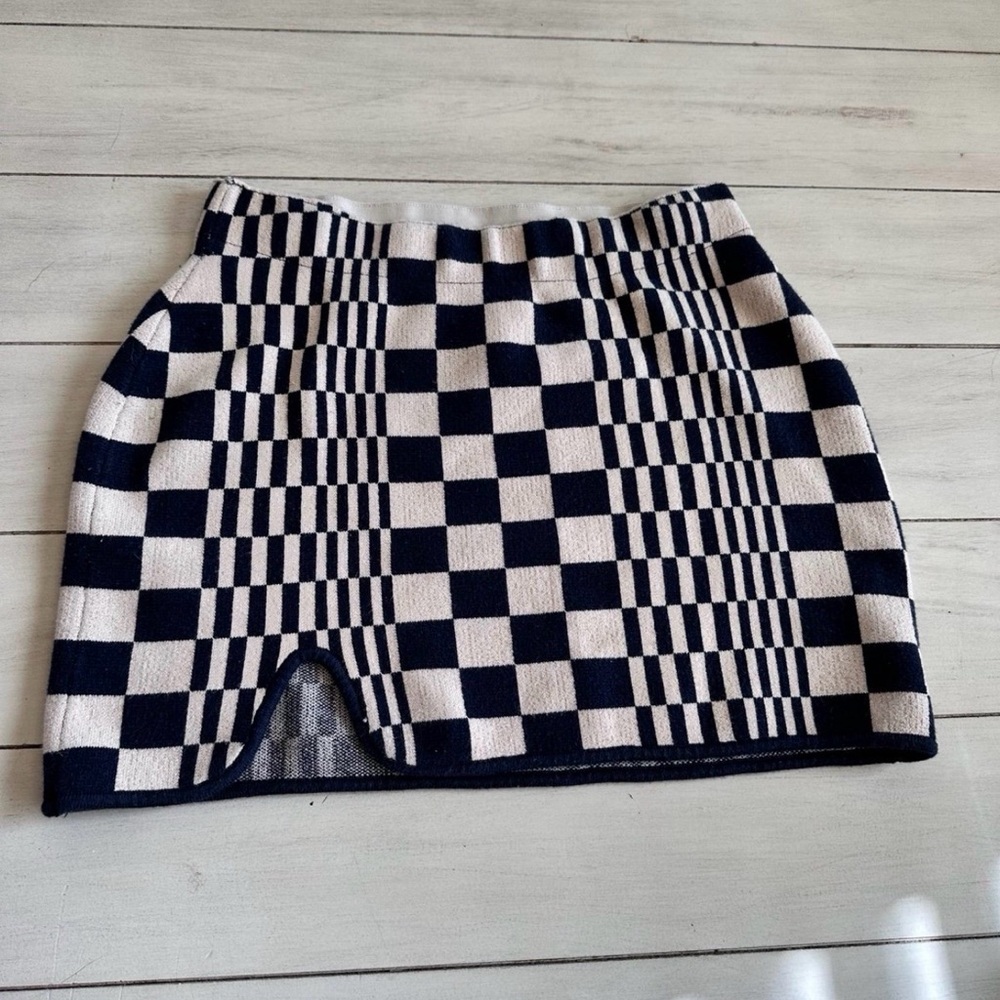 Urban Outfitters Black and Cream Checkered Mini Skirt